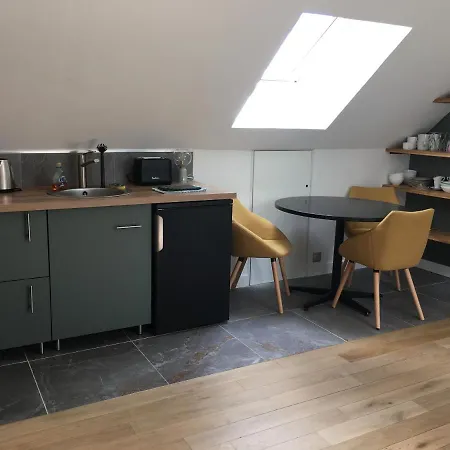 Appartement A L'Etage De Notre Maison Rochecorbon Extérieur photo